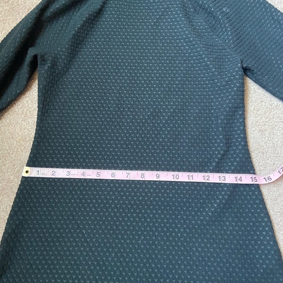 Nike Pro Women’s Icon Clash Hooded Dry Fit Long Sleeve Black/Metallic Gold XS - Picture 13 of 16